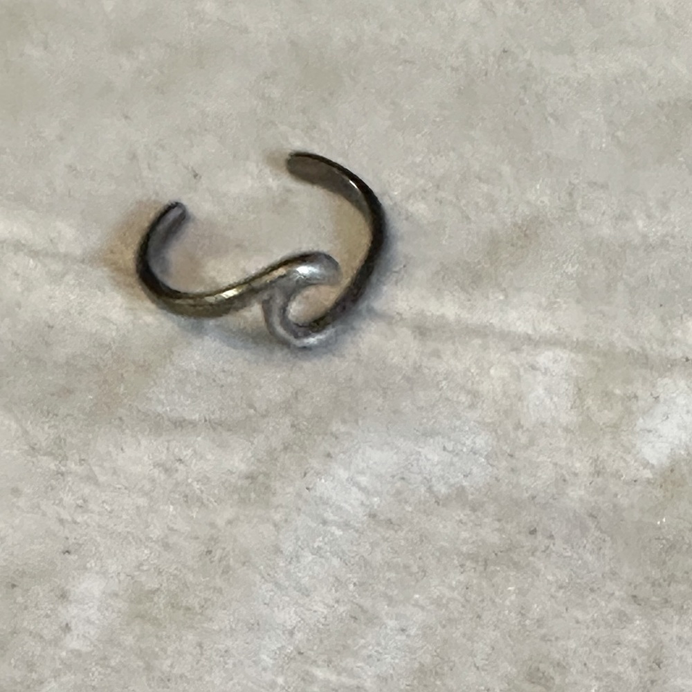 Pura vida wave adjustable ring